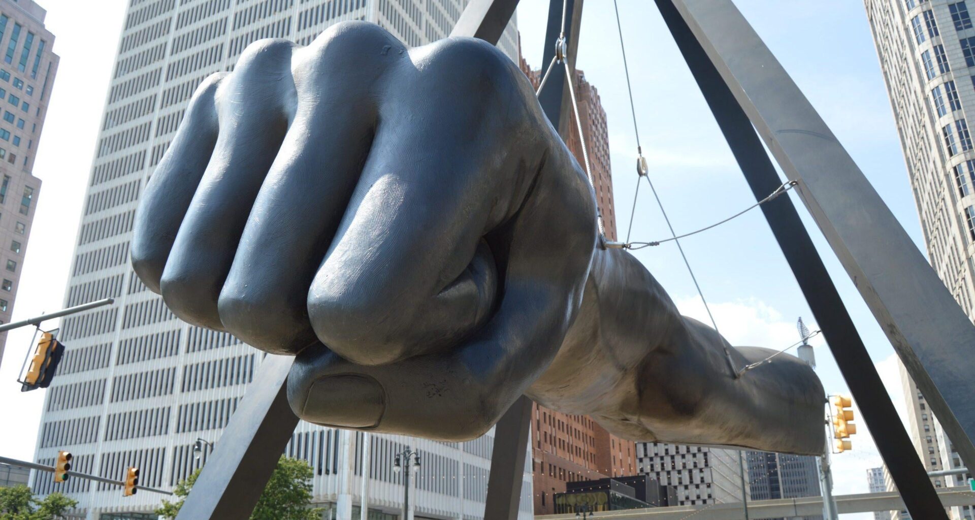 Let's go Tigers, give it hard to Cleveland