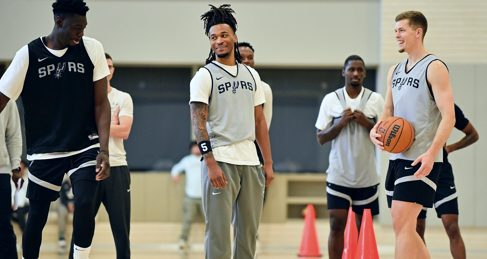 Victor Wembanyama and the Spurs launch a new ‘supporter’s section’