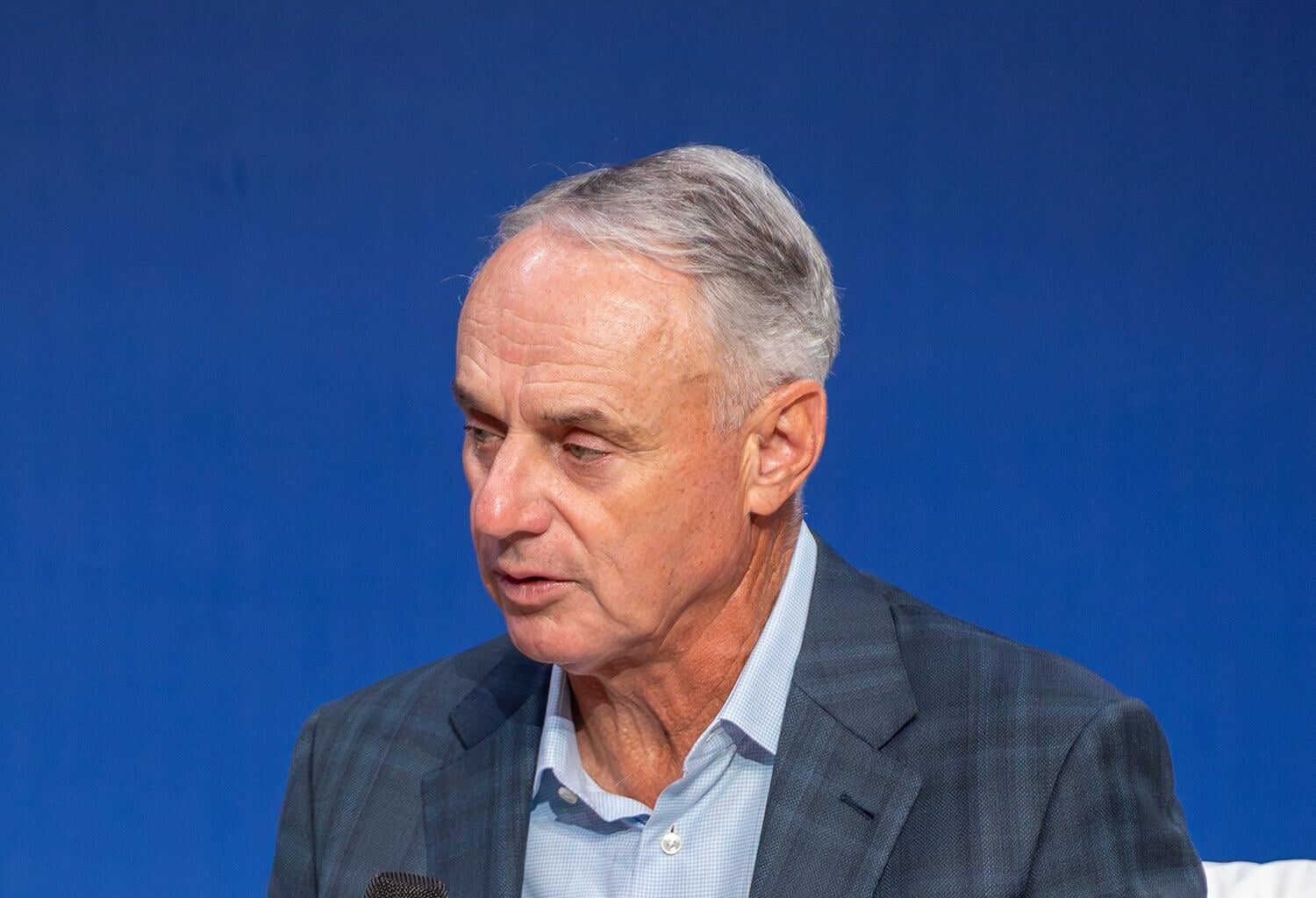 Manfred suggests that MLB will be able to unify TV rights from all 30 teams by 2028