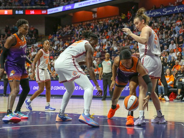 The Connecticut Sun played the Phoenix Mercury on Sept. 6,...