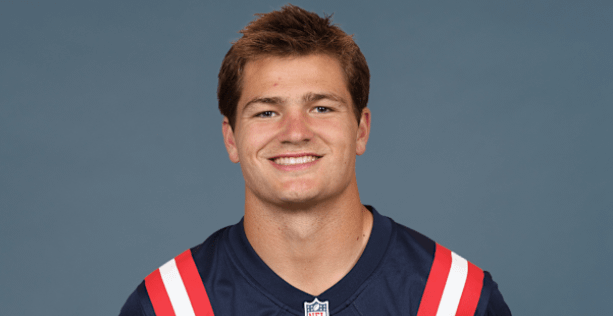 19/23 230 yards 2 passing TDs & 1 rushing TD with the W.