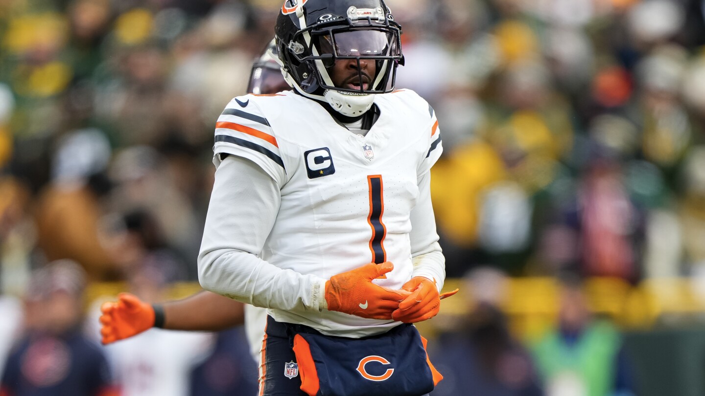 Jaylon Johnson says sitting out Bears' camp was about a groin injury, not his contract