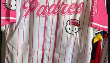 Hello kitty jersey