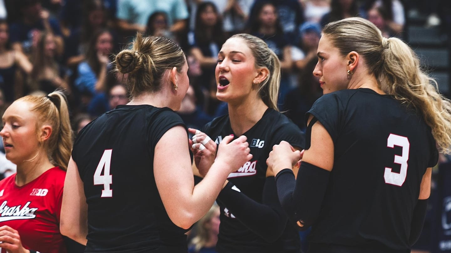 Nebraska Volleyball Dominates Penn State in Lopsided Sweep