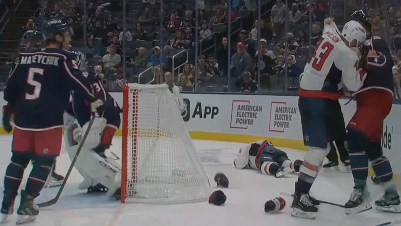 Tom Wilson Drops 🥊 Gloves 🥊 With Eric Gudbranson