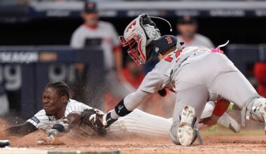 Austin Wells gives the Yankees a LATE LEAD in Game 2 of the AL Wild Card Series vs. the Red Sox 😲