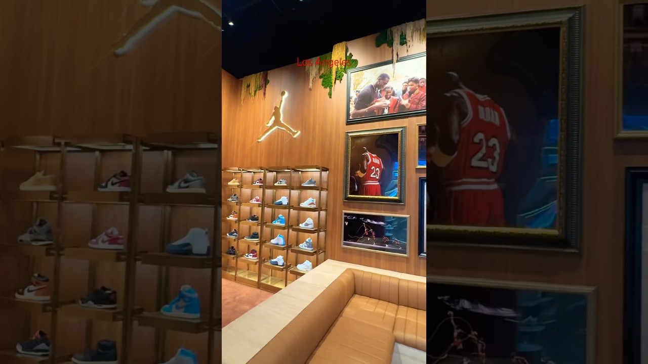 Shoe Palace Little Tokyo L.A.  #airjordan #sneakers #nike #losangeles #nba #love #chicagobulls