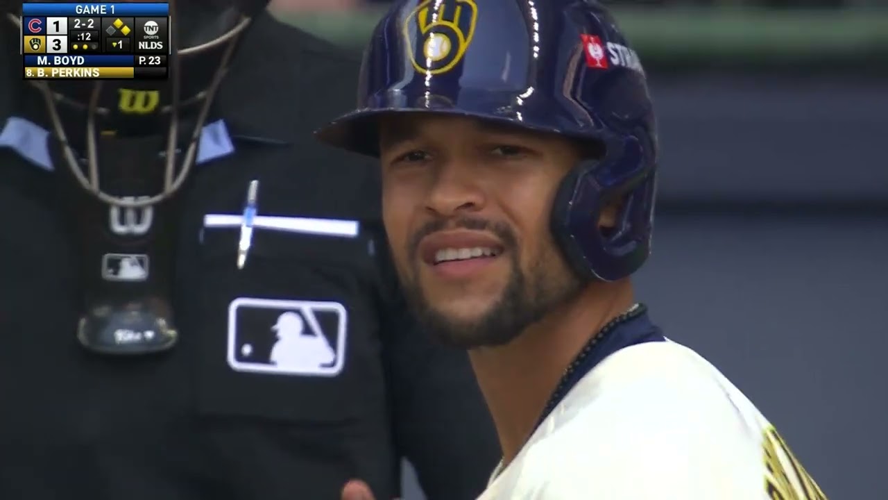 SIX RUNS in ONE INNING for the Milwaukee Brewers ties a franchise Postseason record!