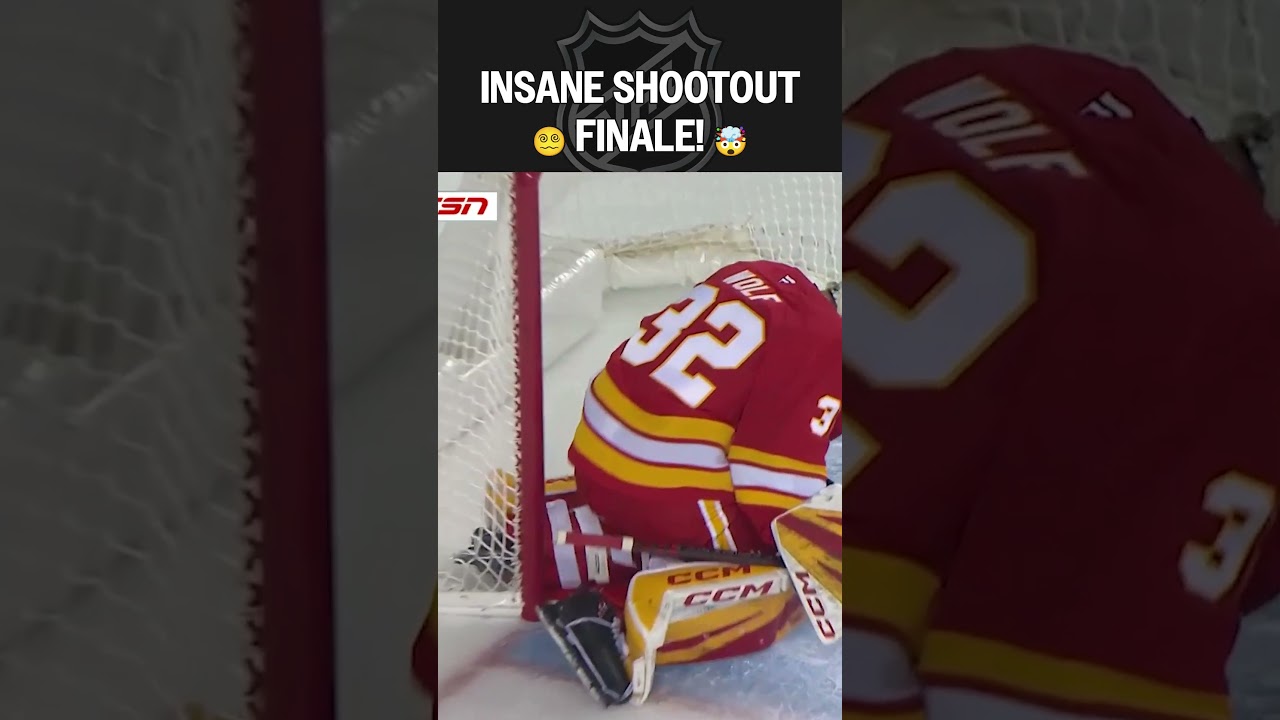 He's a goalie, not an outfielder 😅