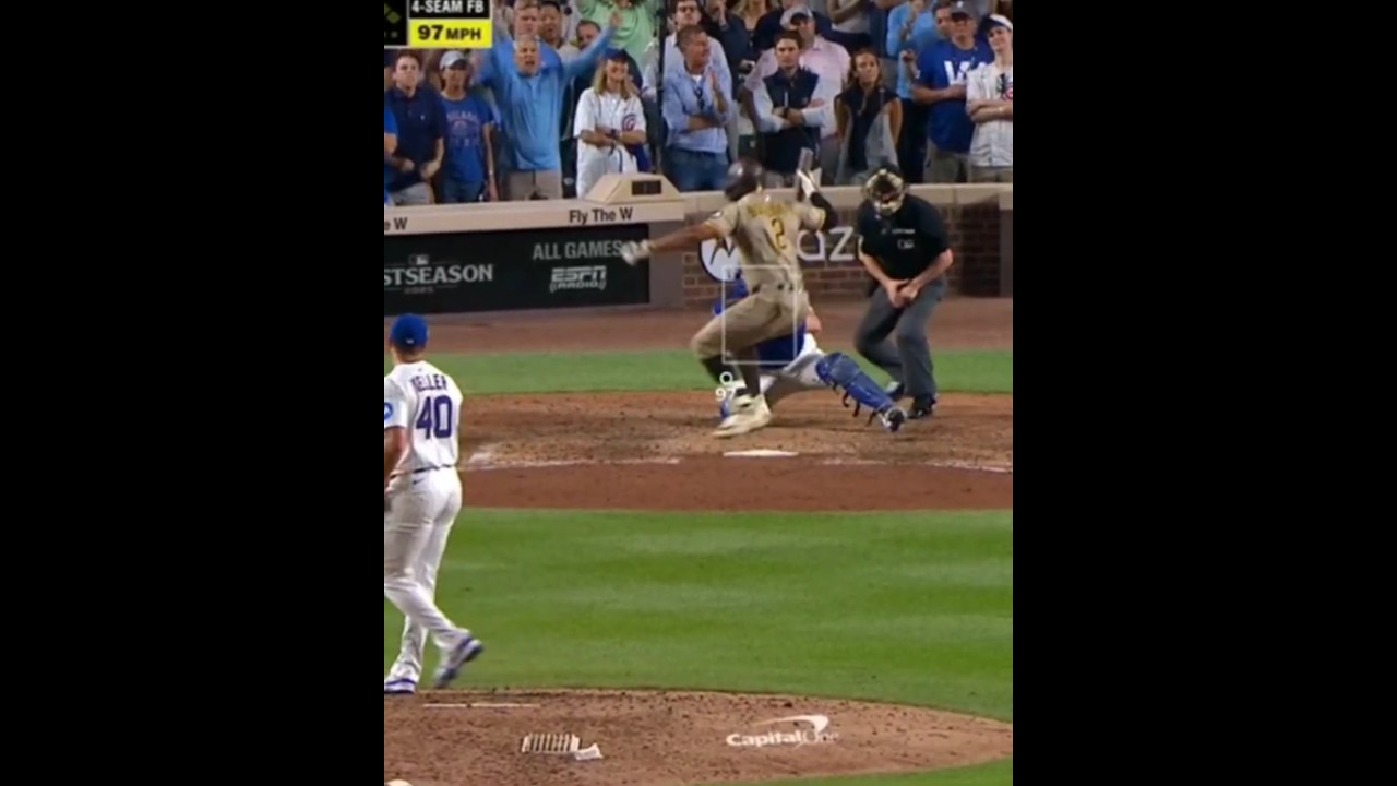 Padres Xander Bogaerts just got absolutely robbed