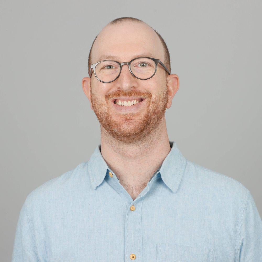 [Fishbain] The Bears had a light practice today in their return from the bye. Not spotted during the portion open to the media: S Jaquan Brisker, TE Colston Loveland, PK Cairo Santos, DT Grady Jarrett. RT Darnell Wright was doing conditioning on a separate field. No injury report until Thursday.