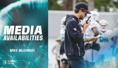 Coach Mike McDaniel meets with the media | Miami Dolphins