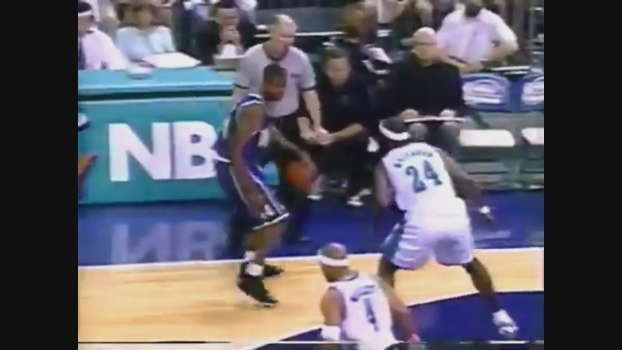 Ray Allen 19 Points 10 Ast @ Hornets, 2001 Playoffs Game 4.