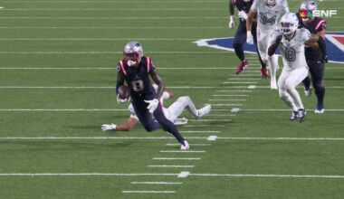 Diggs piles up YAC, leads Pats' downfield to TD