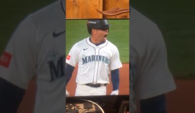 Mariners tie it up in the 7th ! #mariners #baseball