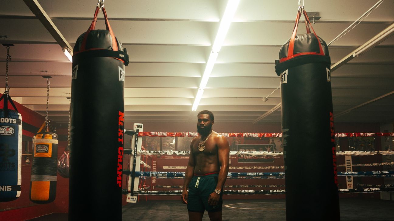 Jaron Ennis makes easy work of Uisma Lima, wants Vergil Ortiz next