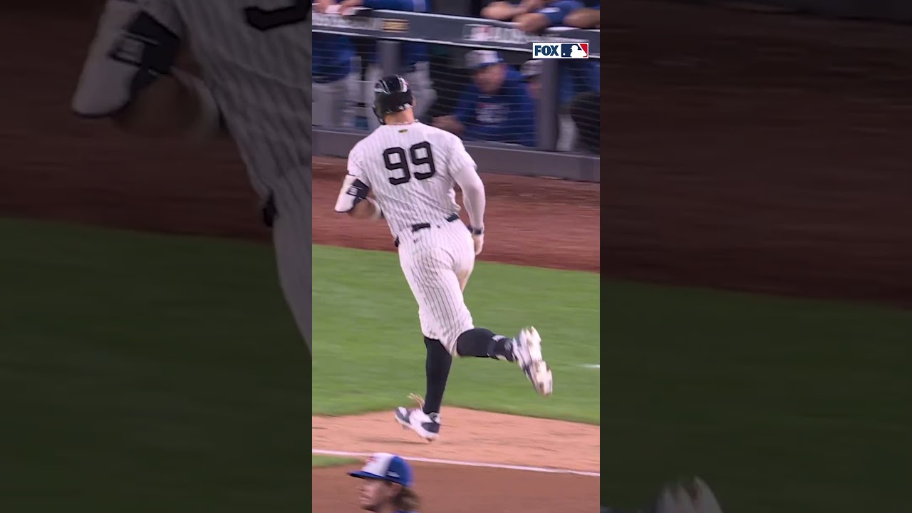 HOME RUN YANKEE STADIUM 🔥 #yankees #newyork #mlb #baseball