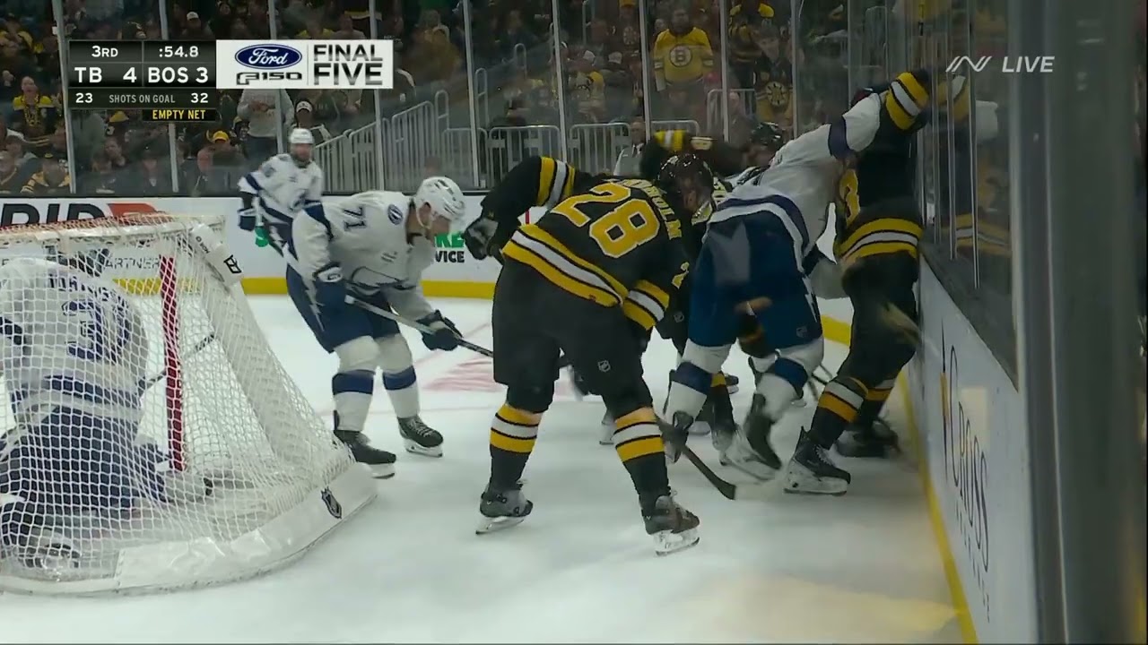 David Pastrnak hits Nikita Kucherov 10/13/25