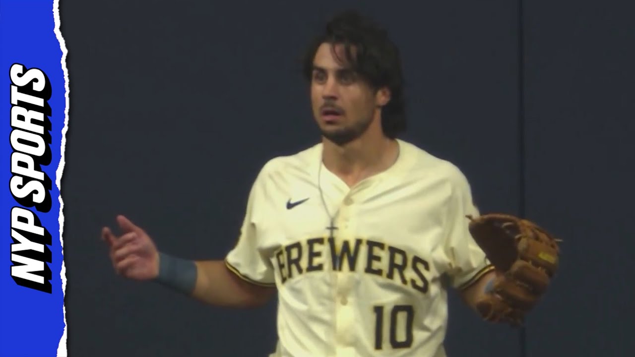 Wild double play creates chaos in Dodgers-Brewers game