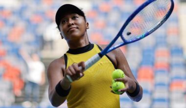 Naomi Osaka out of Japan Open quarterfinals with leg injury