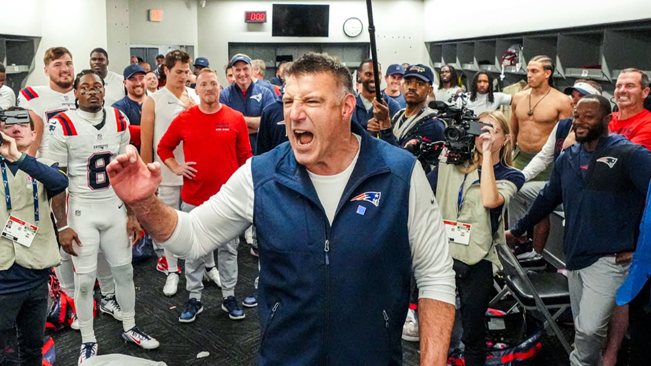 Inside the Patriots Locker Room After Third Straight Win vs. Saints | New England Patriots