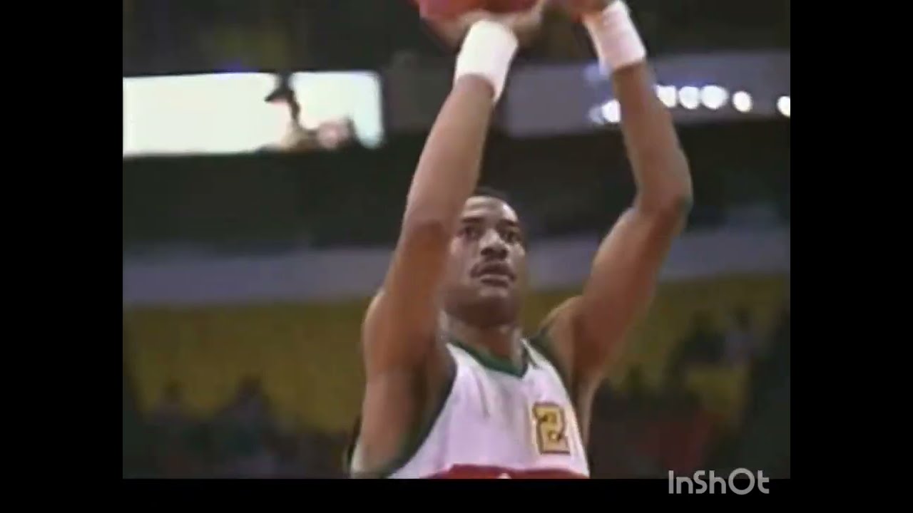 VINTAGE ALEX ENGLISH DROPPING BUCKETS  47 Pts.  DENVER NUGGETS  vs.  DETROIT PISTONS IN 1983..