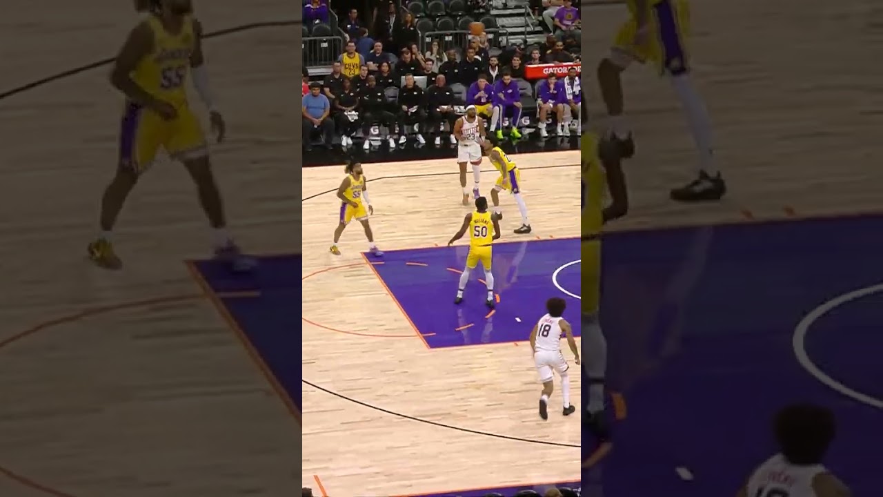 Block ➡️ Bucket! Got everyone hype 😤 #shorts | Phoenix Suns