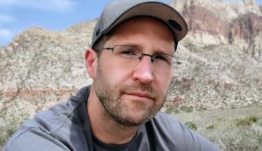 [Bodner] Joel Embiid is NOT listed on the Sixers injury report for tomorrow's season opener against the Boston Celtics.