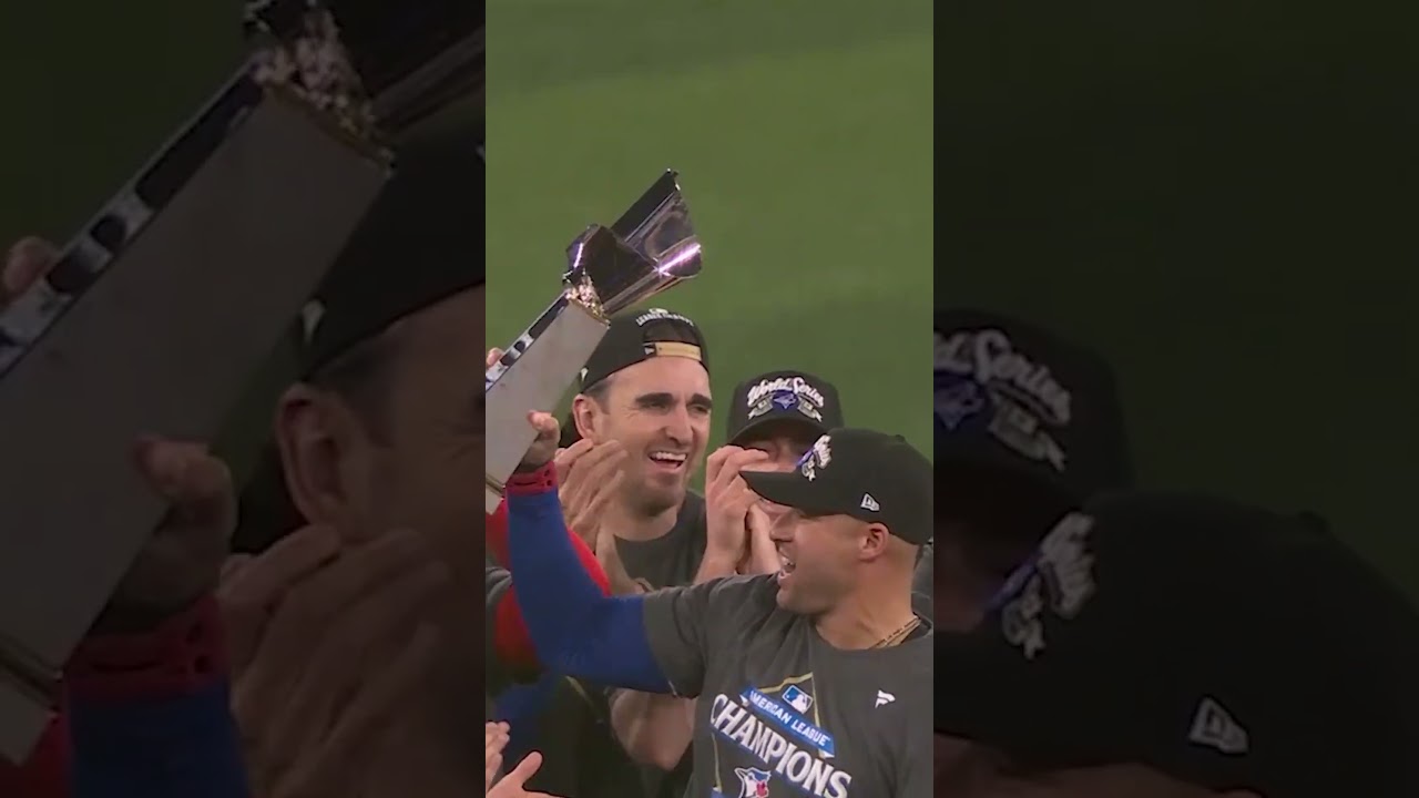 The French call of the Blue Jays closing out Game 7 was incredible 🇨🇦