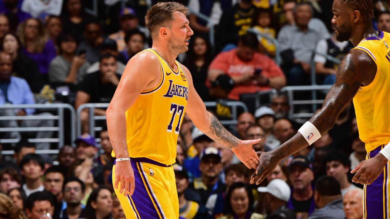 Luka Doncic scores 43 in Lakers' loss, says groin issue 'probably nothing'