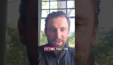 Blake Wheeler passes the torch to Mark Scheifele 🤝 #gojetsgo