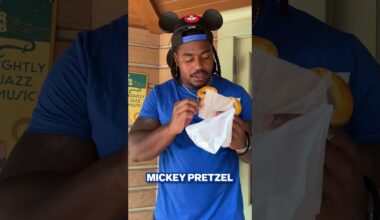 Rams take on @Disneyland treats! 😋