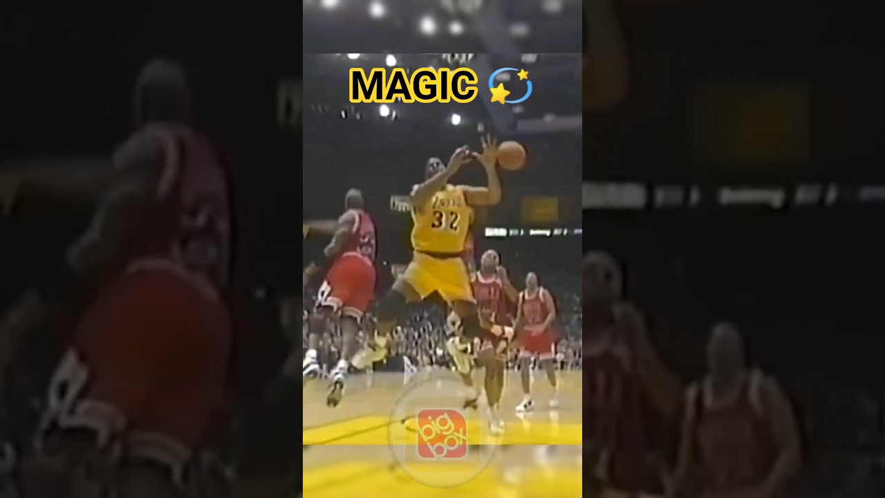 MAGIC JOHNSON against Chicago Bulls (1996 Comeback Season) 🏀💫 #magicjohnson #nba #shorts