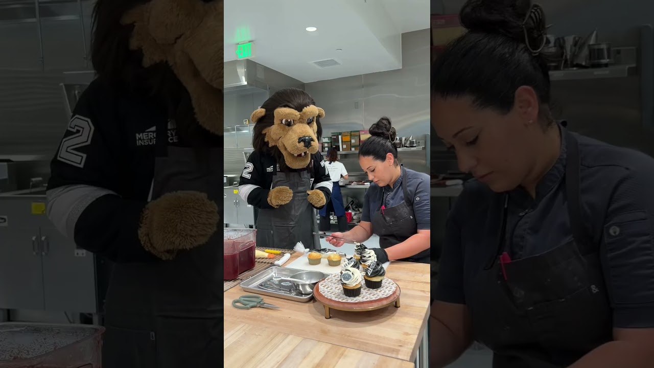 These custom LA Kings cookies look AMAZING 🤩  #gokingsgo #hockey #baking