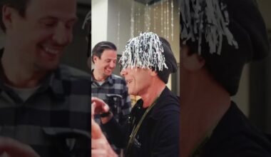 Iron Maiden sings National Anthem at LA Kings Game 🤘