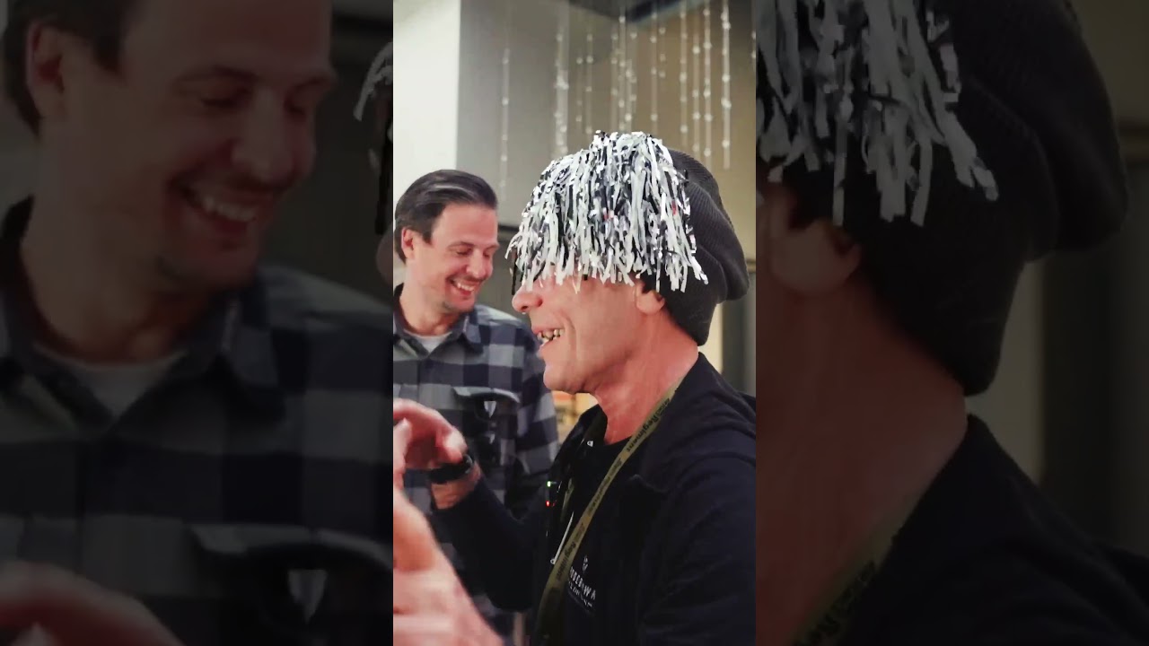 Iron Maiden sings National Anthem at LA Kings Game 🤘