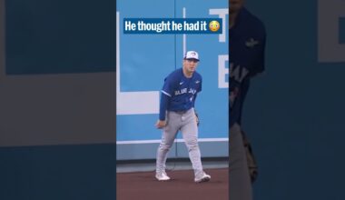 Will Smith just missed a walk-off #WorldSeries homer 😱