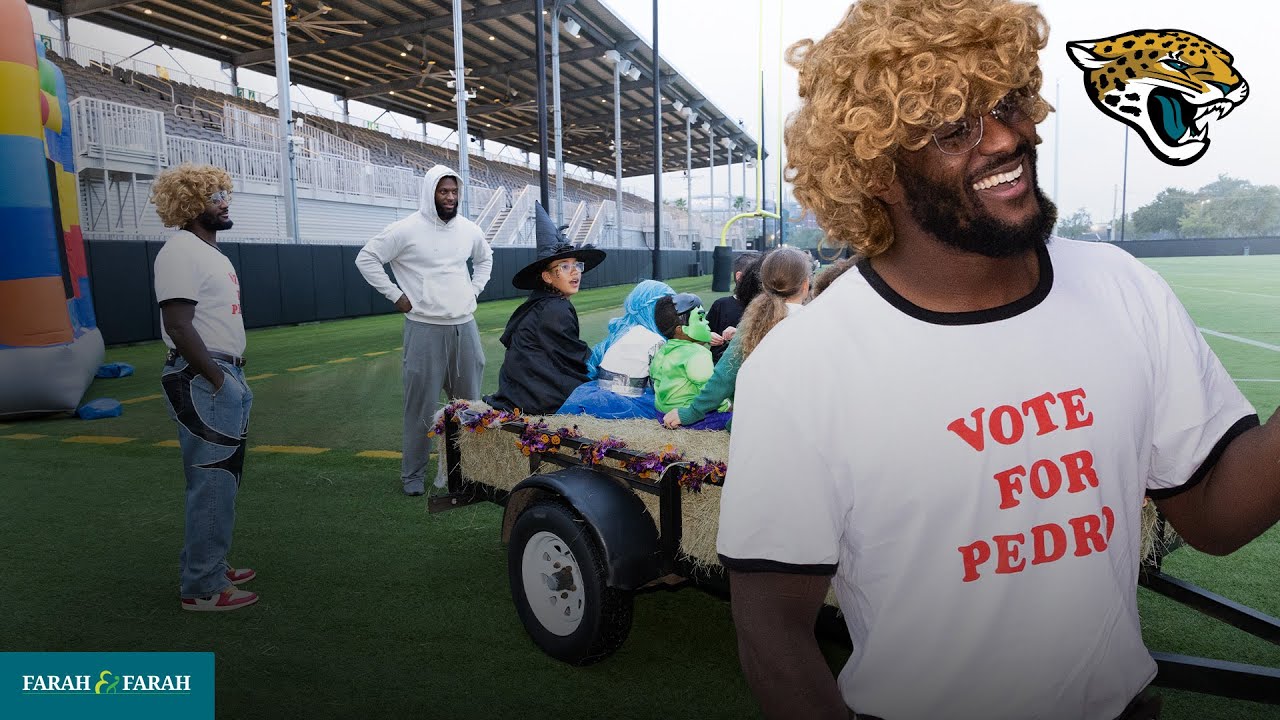 Jourdan Lewis is Napoleon Dynamite! | Jaguars Halloween Family Dinner