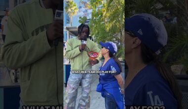 Lawrence Butler brought Halloween with him to Dodger Stadium 🎃