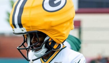 Romeo is in Love - Wait, pause 🛑