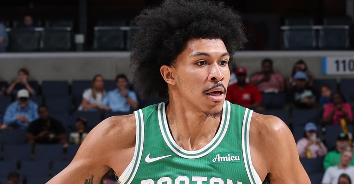 Ron Harper Jr signs with the Celtics after two training camps in Boston. Last year, he was recovering from a torn labrum. “A big part of the game is psychological. Last year, I was still dealing with that kind of stuff."