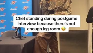[Highlight] Chet standing during postgame interview because there is not enough leg room