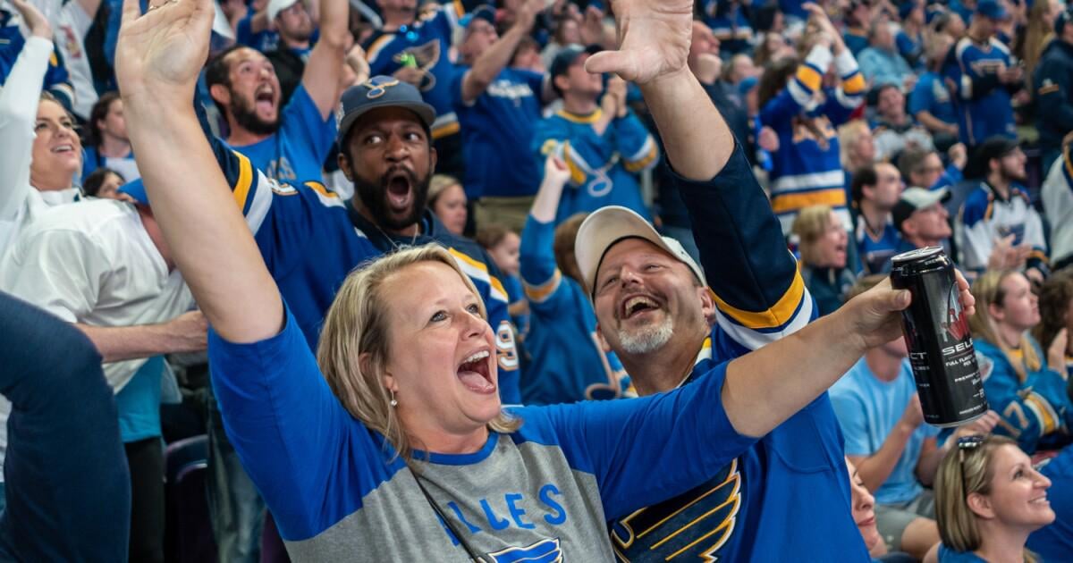 Gameday Shuttle from Belleville