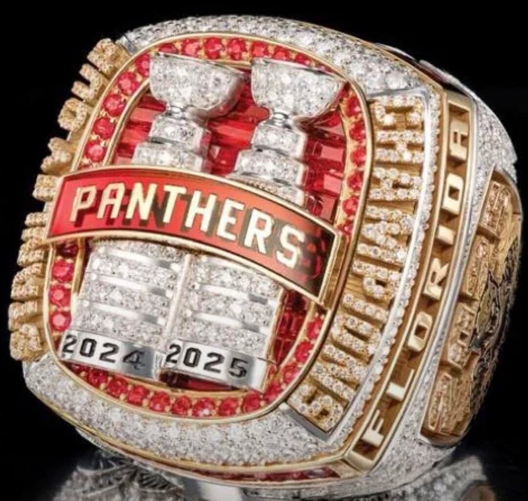 Our good friends the Panthers got their Championship ring tonight…and it looks familiar! 🤩