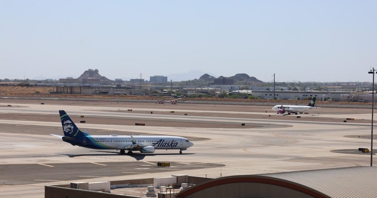 Former Arizona Cardinals player says police unlawfully detained him at Sky Harbor Airport