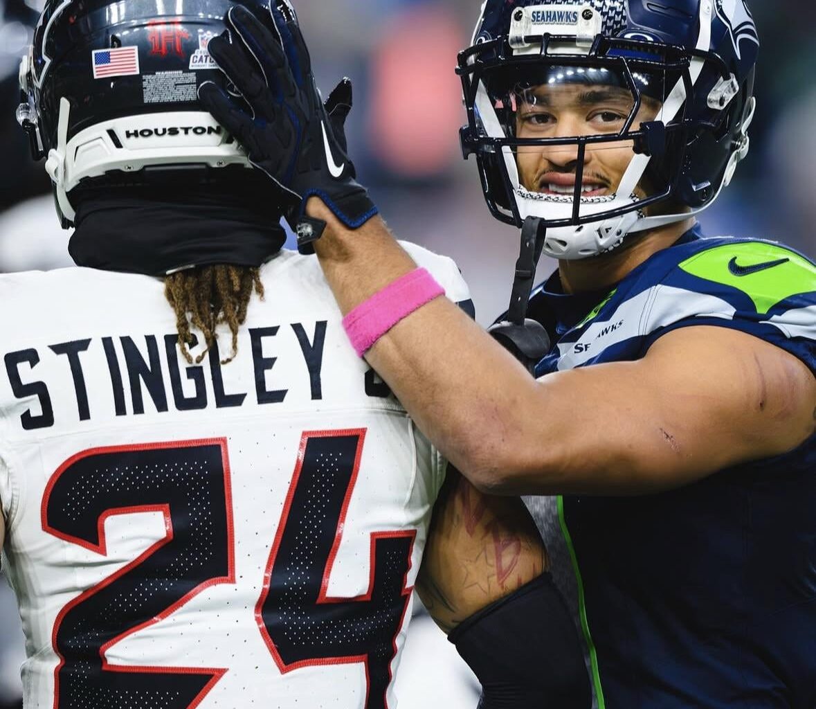 This shot is just too good. (Credit: Edwin Hooper Seahawks team photographer)