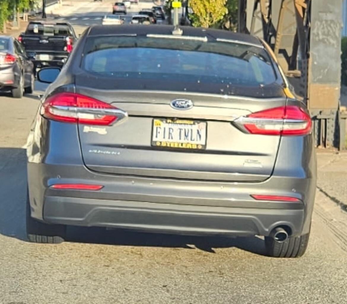 Spotted in Richmond, VA today. Which one of you is this haha