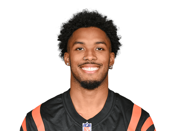 DJ Turner today 
5 Pass Deflections 
7 Yards Allowed
1 TFL 
91.8 PFF Grade
Put some respect on his name.