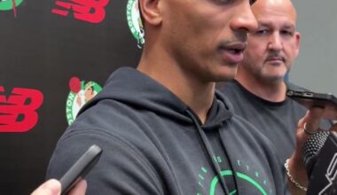 [Dalzell] Joe Mazzulla did not say whether Jaylen Brown would be available for Opening Night, but the injury doesn’t sound too serious: 

“He was able to do everything but the live stuff.”

“It’s a day-to-day thing.”
