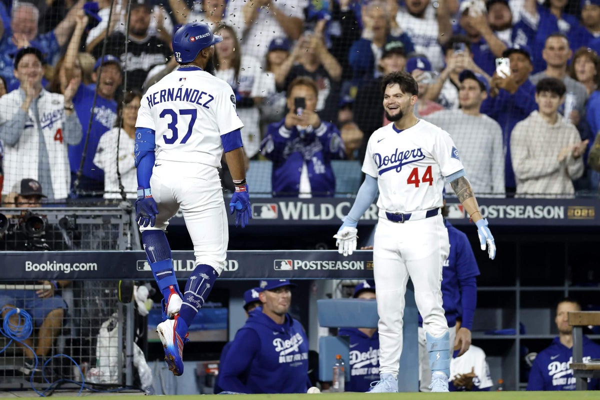 Reds-Dodgers takeaways: Teoscar Hernández, Blake Snell dazzle in Game 1 rout